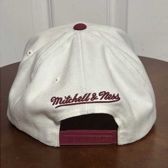 🔥🏀 CLEVELAND CAVALIERS NBA Mitchell & Ness Snapback Hat - NEW never Worn 🏀🔥 - Picture 4 of 9